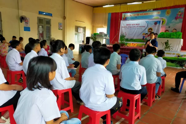 Nhóm Học bổng Caritas Thái Bình họp mặt