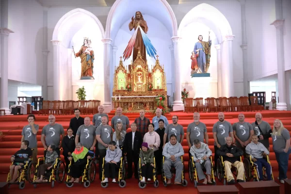 Caritas Thái Bình: Trao tặng xe lăn – Cử chỉ yêu thương lan tỏa niềm hy vọng