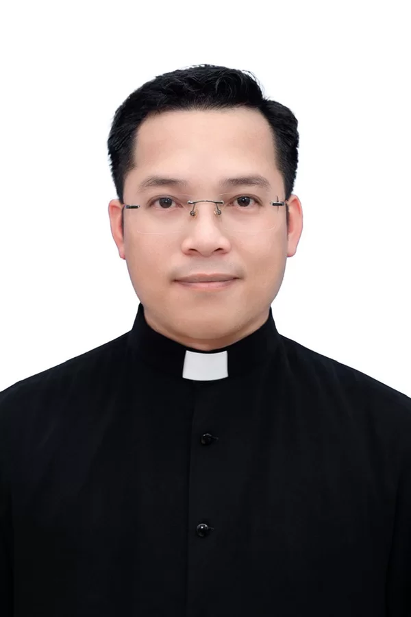 Lm. Vinhsơn Tạ Văn Đông