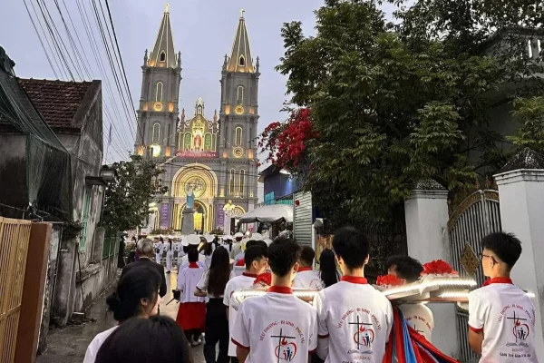 Những cuộc hành hương ở xứ Hà Xá quê tôi