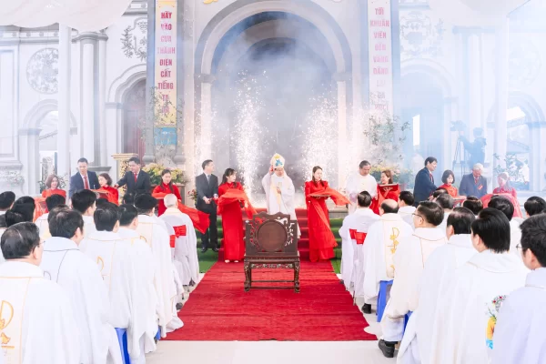 Giáo xứ  Đền Thánh Giu-se Thượng Phúc: Khánh thành trùng tu ngôi Thánh Đường - Mừng Kính Thánh Quan Thầy Giu-se  - Ngày hành hương của Hội Gia trưởng Giáo hạt Thái Thuỵ